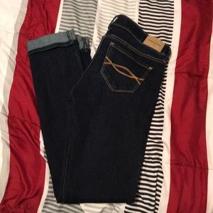 SOLD!!!!!!!!! Abercrombie Skinny jeans 💗